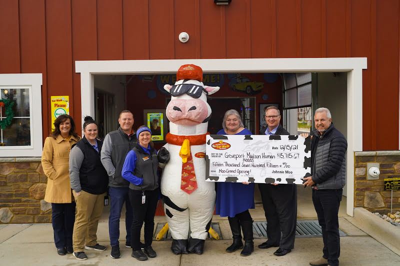 Moo Moo Express Car Wash Opens 21st Central Ohio Location; Raises 15,715 for Groveport Madison